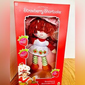 Strawberry Shortcake 14in Plush Rag Doll New The Loyal Subjects Scented